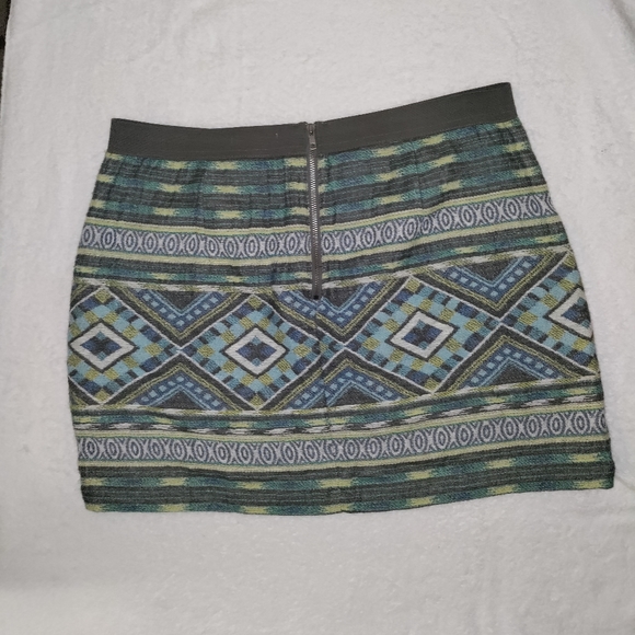 🆕American Eagle | Aztec Tribal Print Skirt Size 10 Women's Mini Skirt - Picture 9 of 10